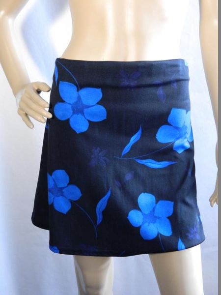 Ragazza Rock, Schwarz/Blau mit Blumenmuster, Gr. XL