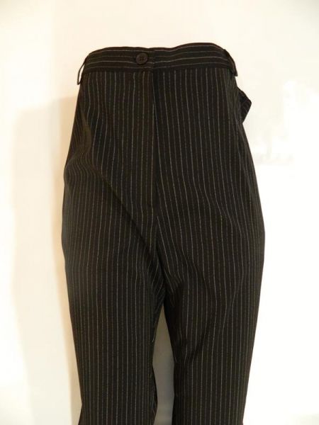 YGCC Hose Schwarz Gestreift Gr. 44