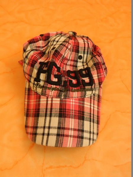 Cap Kariert Rot Weiß Schwarz