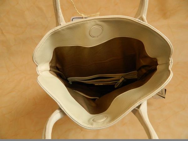 Liz Claiborne Umhängetasche Leder Creme