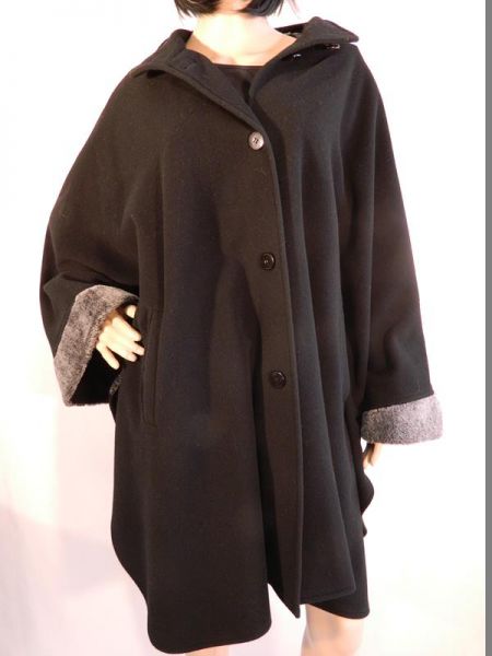 Mantel Schwarz mit Schal und Handschuhen, Gr. 40 (3er Set)