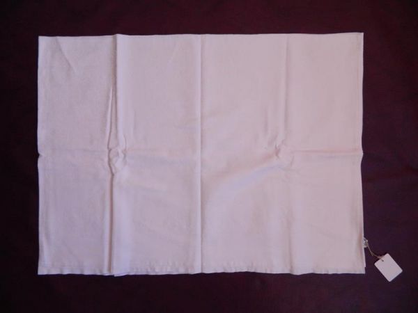 Tischdecke, Weiß mit dezentem Muster