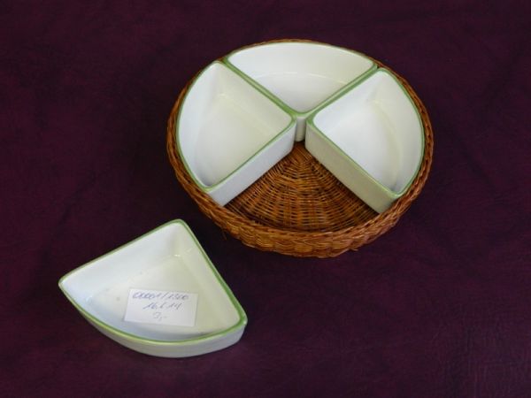 Korb mit 4 Dipp-Schälchen