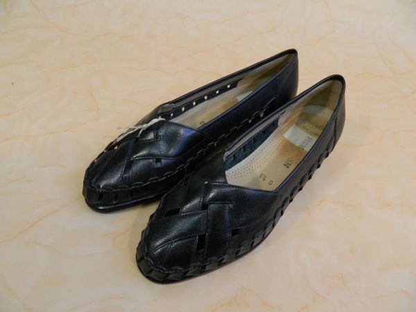 Schuhe Schwarz Luftig Gr. 6 1/2