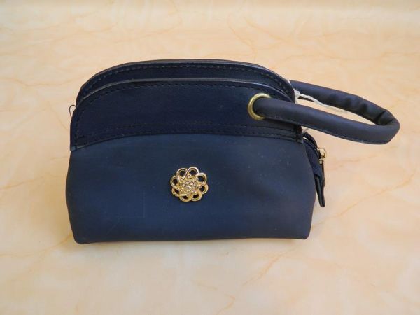 Clutch Blau mit Gold