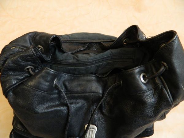 CMC International Rucksack schwarz