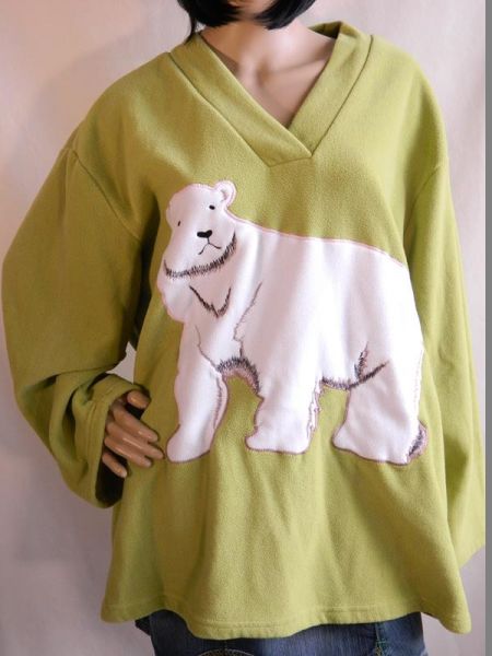 Women's Selection Pullover Grün mit Eisbärmotiv, Gr. 44/46