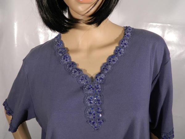 Shirt Blau mit Stickmuster und Perlen Gr. 50