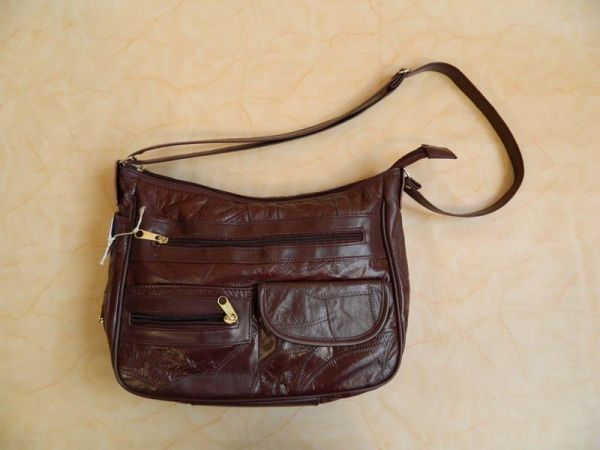 Umhängetasche Bordeaux