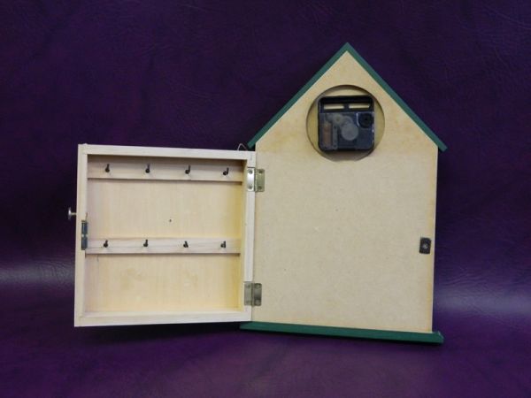 Schlüssel-Kasten mit Uhr