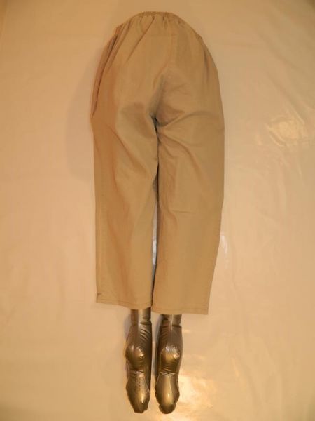 Euro Neumode Hose Grau Blumenverzierung Gr. 24