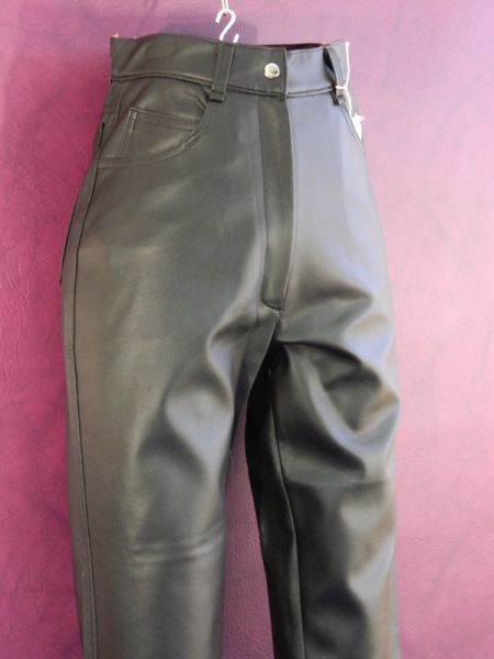 Kunstleder-Hose Gr. 34/36
