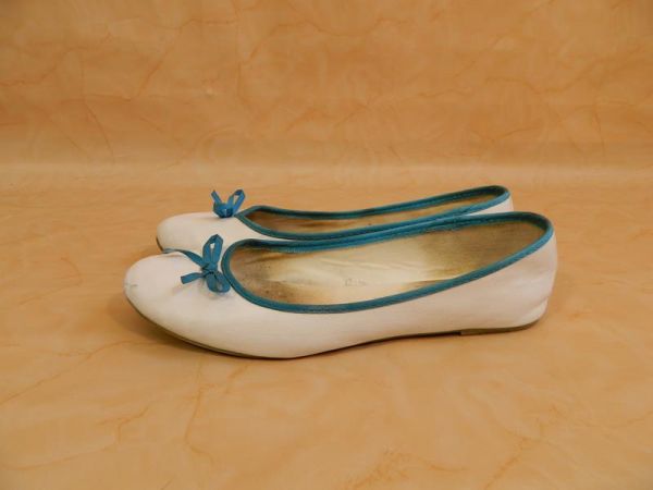 Amisu Ballerinas Weiß mit Blau Gr. 41