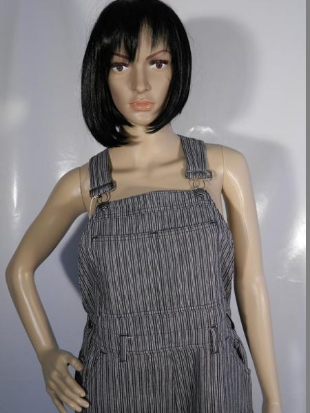 Latzhose Grau Weiss gestreift Gr. 38