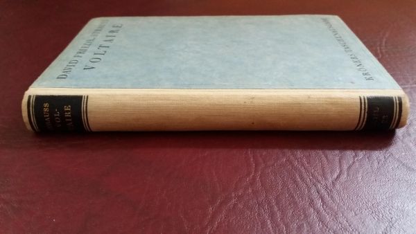 David Friedr. Strauss, Voltaire