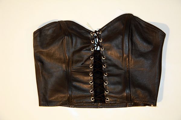 Sexy geschnittene Leder Corsage Gr 36/38