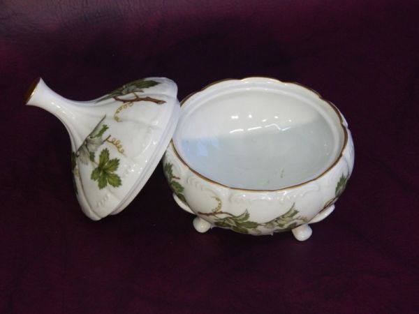 Vase und Dose, Royal KPM