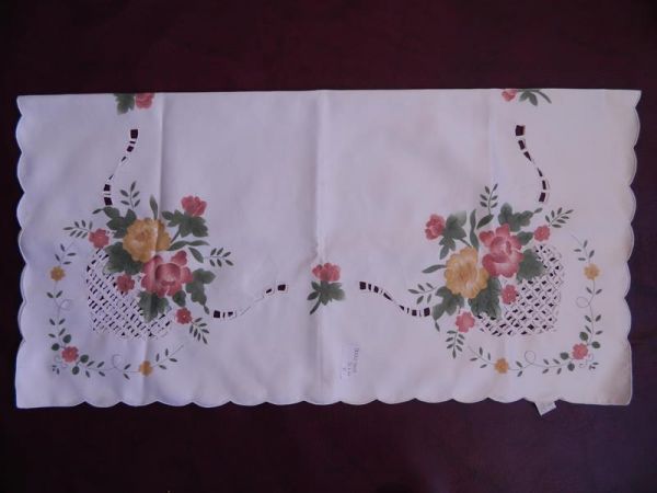 Tischdecke, Weiß mit Blumen- und Netzmuster, Quadratisch