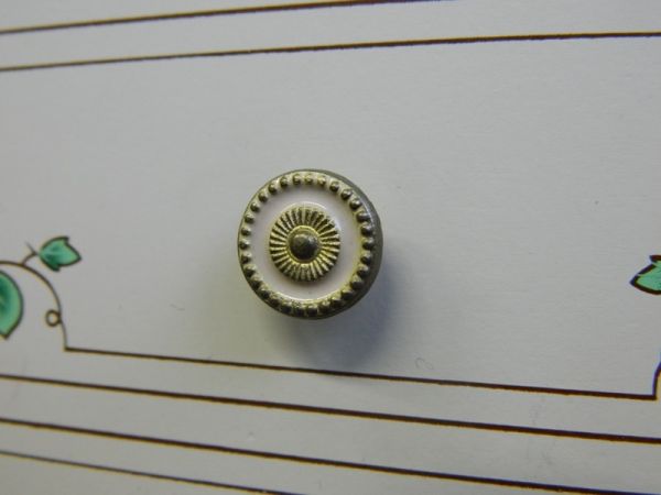 Schlüssel-Kasten mit Uhr