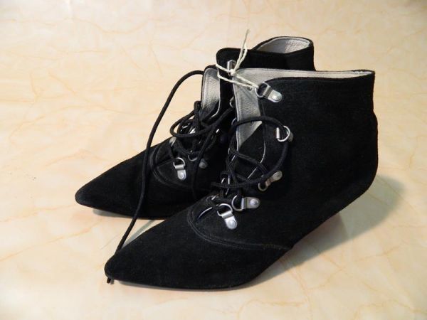 Stiefeletten Wildleder schwarz Gr. 6