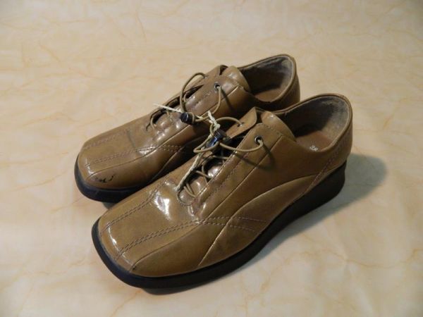 Gino Ventori Halbschuhe braun Gr. 38