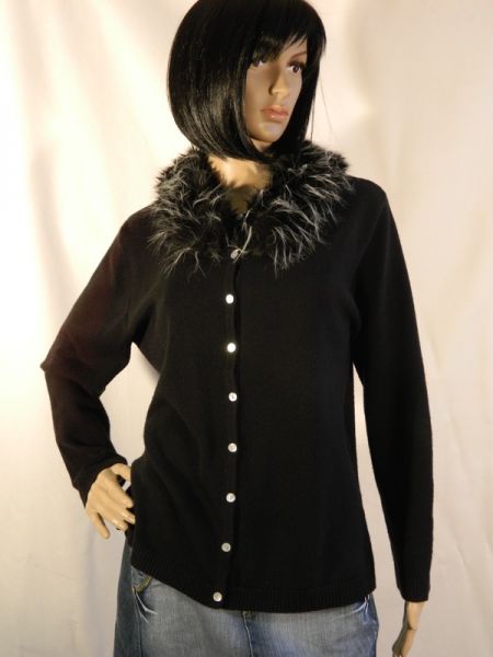 Strickjacke mit Fellimitatkragen, Größe: M