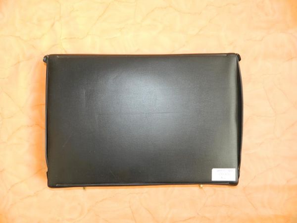 Roulette-Spiel in schwarzem Koffer