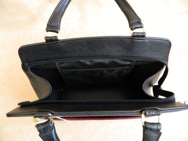 FD Aktentasche Schwarz mit Rot