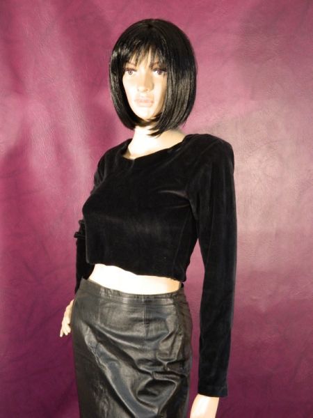 Kurzes Langarm-Sweatshirt, Samt Gr. S