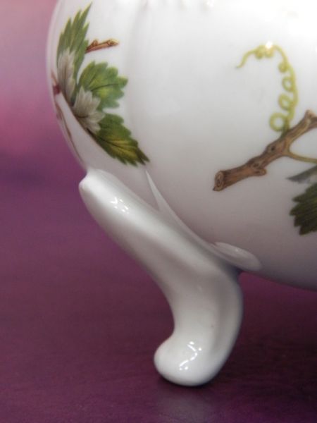 Vase und Dose, Royal KPM