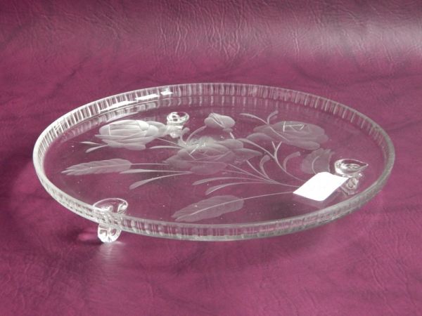 Tortenplatte auf Füßen