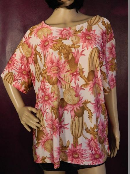 Yilshi Shirt Rosa mit Blumenmuster Gr. M/L