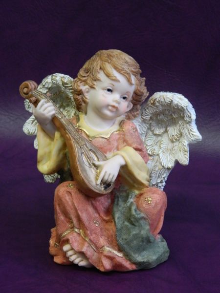 Figur musizierender Engel