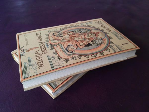 "Durch Asiens Wüsten" von Sven Hedin (in 2 Bänden)