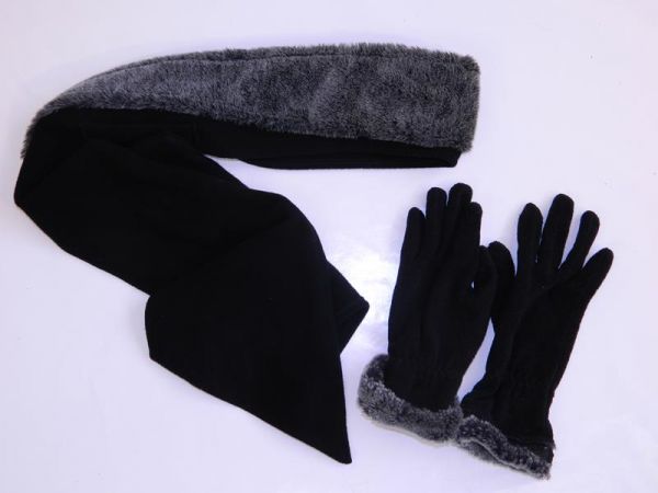 Mantel Schwarz mit Schal und Handschuhen, Gr. 40 (3er Set)