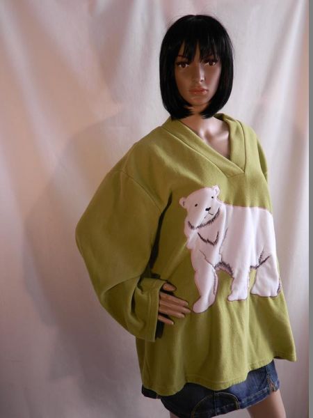 Women's Selection Pullover Grün mit Eisbärmotiv, Gr. 44/46