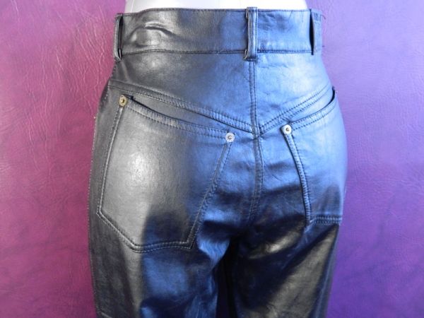 Kunstleder-Hose Gr. 34