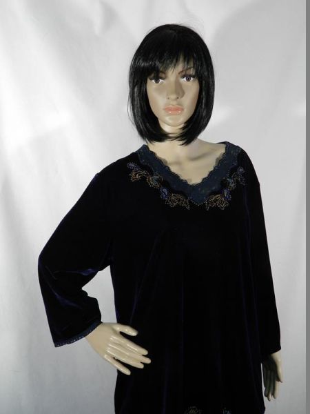 Shirt Blau mit Perlenmuster, Gr. 48