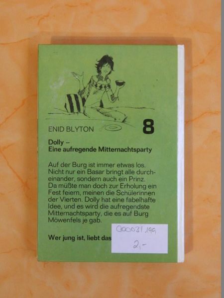 Dolly 8 - Eine aufregende Mitternachtsparty