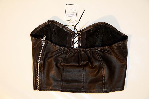 Sexy geschnittene Leder Corsage Gr 36/38