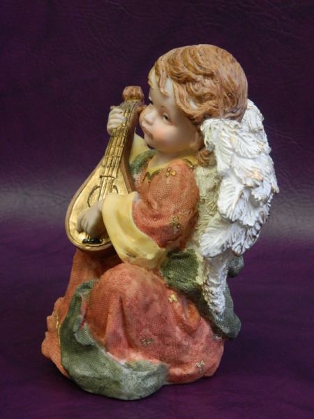 Figur musizierender Engel