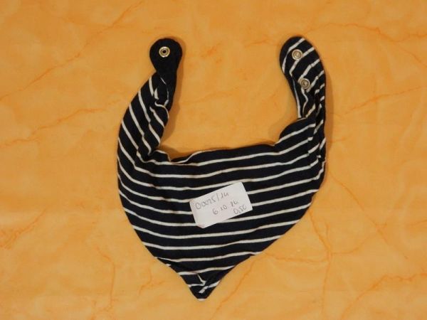 Lätzchen Blau Weiss gestreift