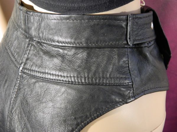 Hot-Pants, Leder Gr. M