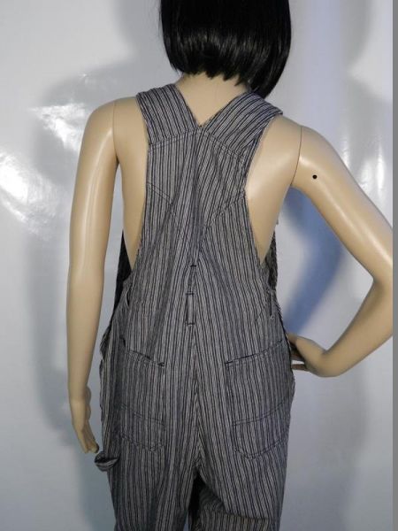 Latzhose Grau Weiss gestreift Gr. 38