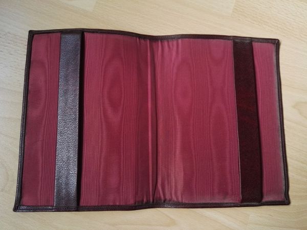 Buch Schutzumschlag Leder Bordeauxrot/Braun
