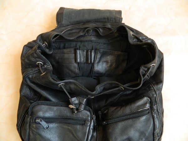 CMC International Rucksack schwarz