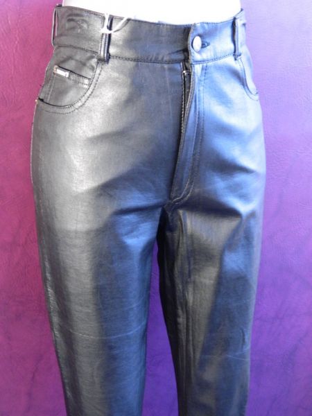 Kunstleder-Hose Gr. 34